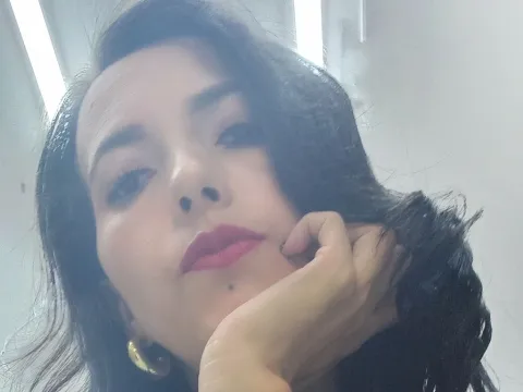 adult sexcams model AliciaSades