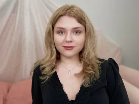 teen sex modèle AlinaMiers
