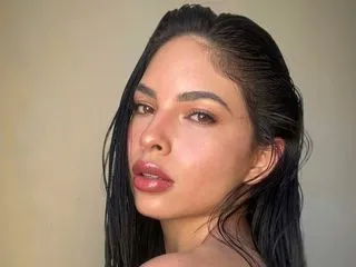 adult webcam model AmandaCastro