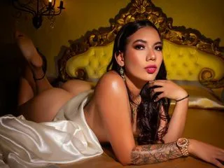 cock-sucking porn model ArielSilver
