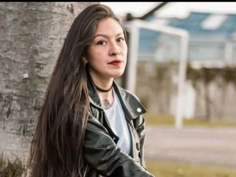adulttv chat model AuroriaSforzah