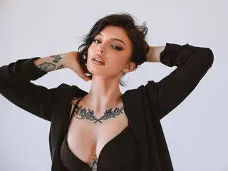 Adult Cam Model BellaGrande wants to meet you in Live Chat!