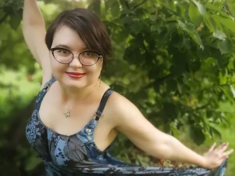 cam live show model BraviBrown