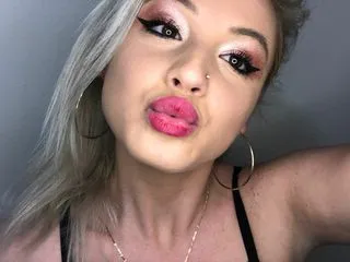 live oral sex model CassieGhali