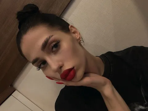 direct sex chat model EmiJones