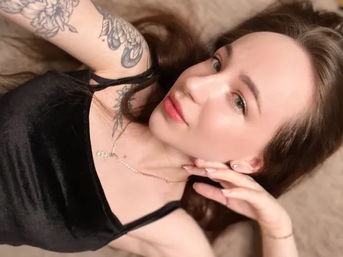 adult webcam model EmilyWesly
