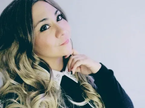 jasmin cam Model EmmaAgostini