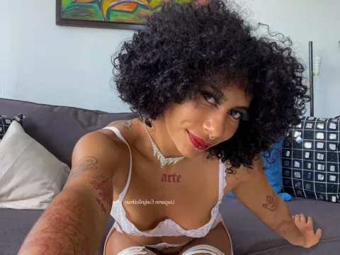 naked webcams model EvelynGolman