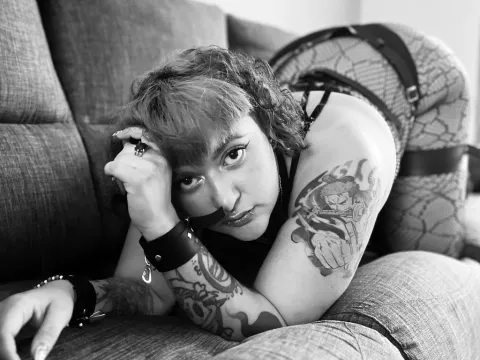 live sex show model GreenCastle