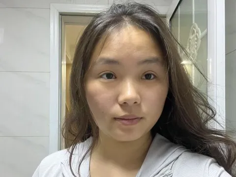 Discutez en direct avec le modèle webcam GuoJiajun