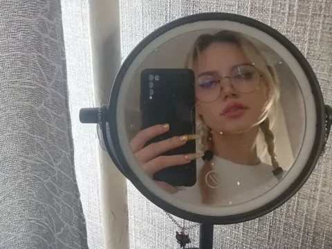 pussy cam model HollyRicker