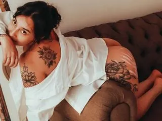 live webcam sex model IsabellaKlarson