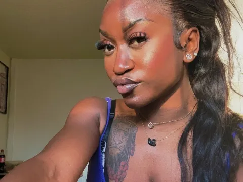 chatroom sex model JoieNoelle