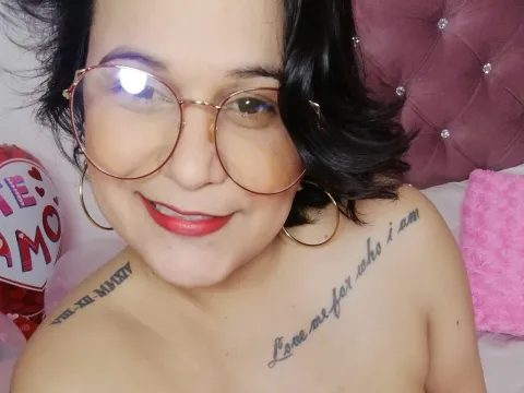 hot naked chat modèle KarolLewin