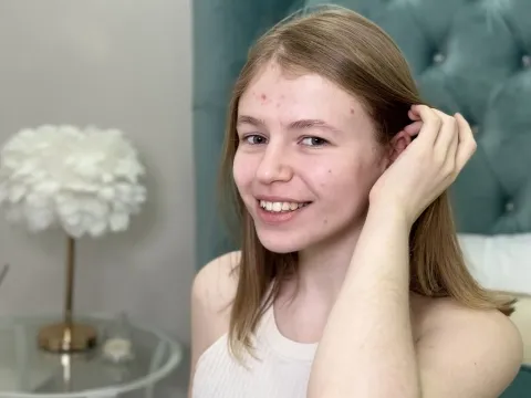 adult webcam model KatyaAttal