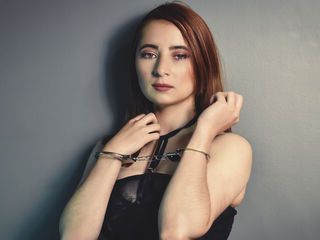 jasmin cam model LizzieAllen