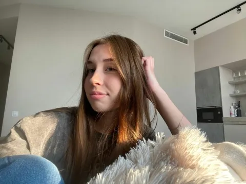 live webcam sex model LolaCouoper