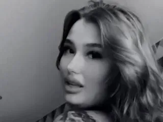 video live sex cam model LucyBridgete