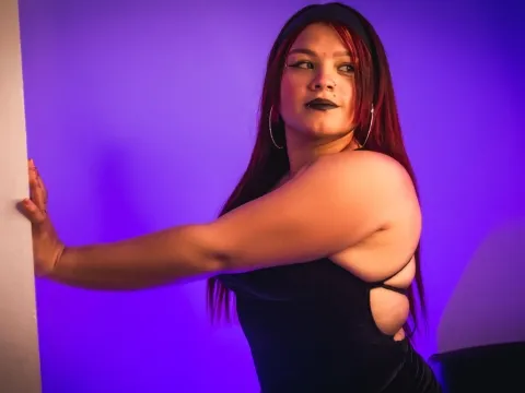 adult web cam model ManuelaAddison