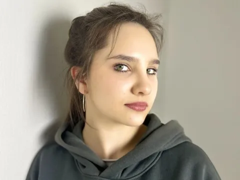 sex video chat model MaudDanforth