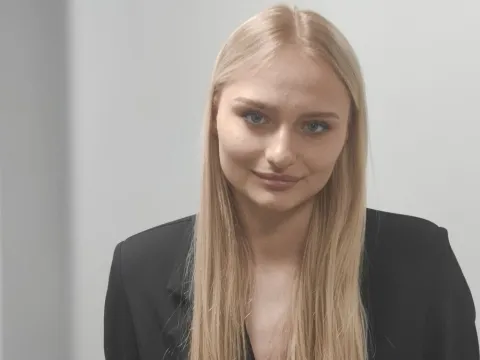 live video chat model MelisaSchultz