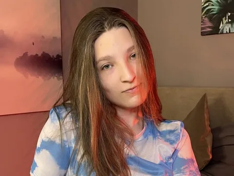 teen webcam model MiaMyles