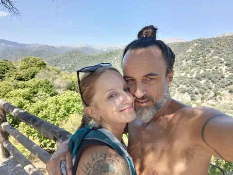 Tener un chat en directo con la modelo cámara web MiriamMartin