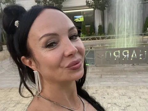modelo de live web sex MonicaSlofan