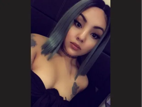 chat direct live model NenaHabibi