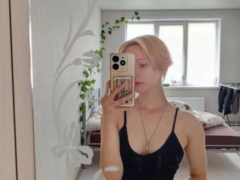 Have a live chat with webcam model OdeliaHeyer