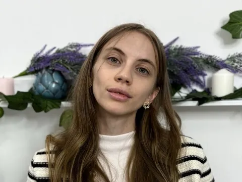 pussy webcam model QuennaGammell