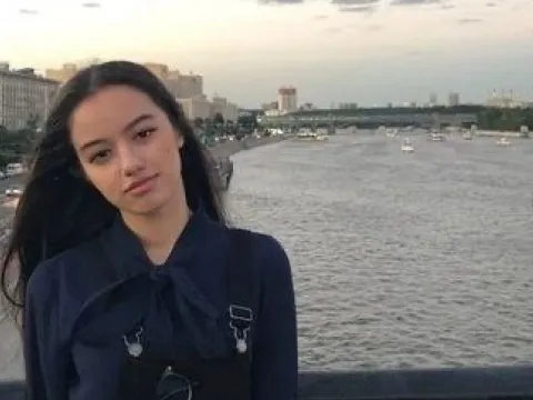 adult webcam model RuthKim