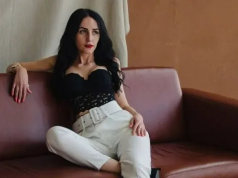 adult sexcams model SaraSmithe