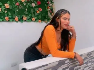 porn video chat model SaraValentia