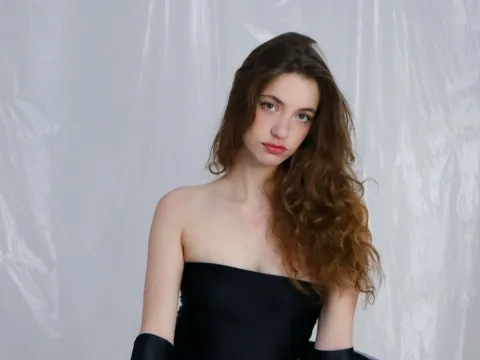 clip live sex model SarahLevi