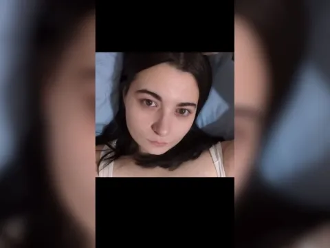 live sex cam model SashaMaroon