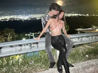 couple live sex model SerchWinxy