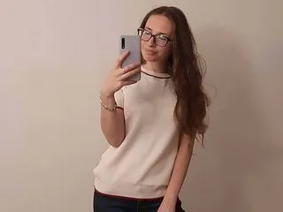 adult webcam model SerenaSven