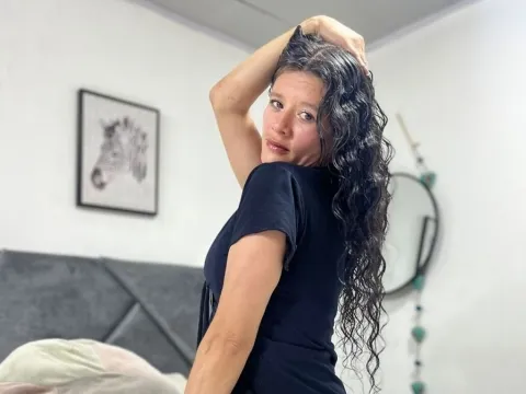 cam stream model SereneLuque
