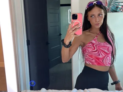 video live chat model TeighanLee