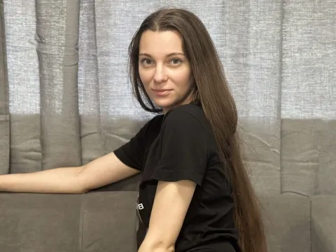 feed live sex model VickyKimis