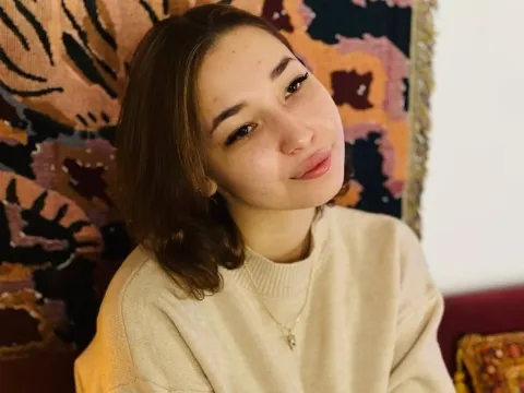 com live sex modèle YakiMinka