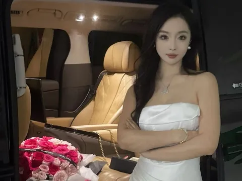 live sex video model Yangqinmm